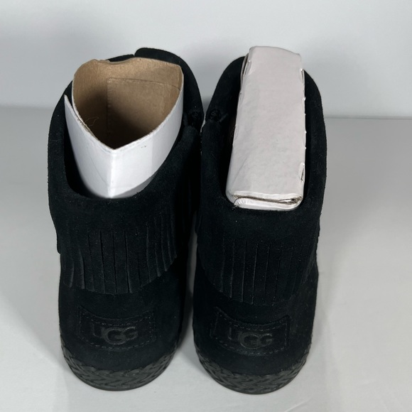 NWT UGG Size 9.5 Kennadi 🖤 Black Suede - Picture 7 of 11
